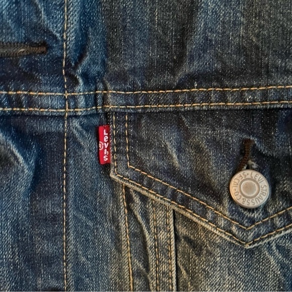 Levi’s Trucker Denim Jacket - Picture 7 of 14